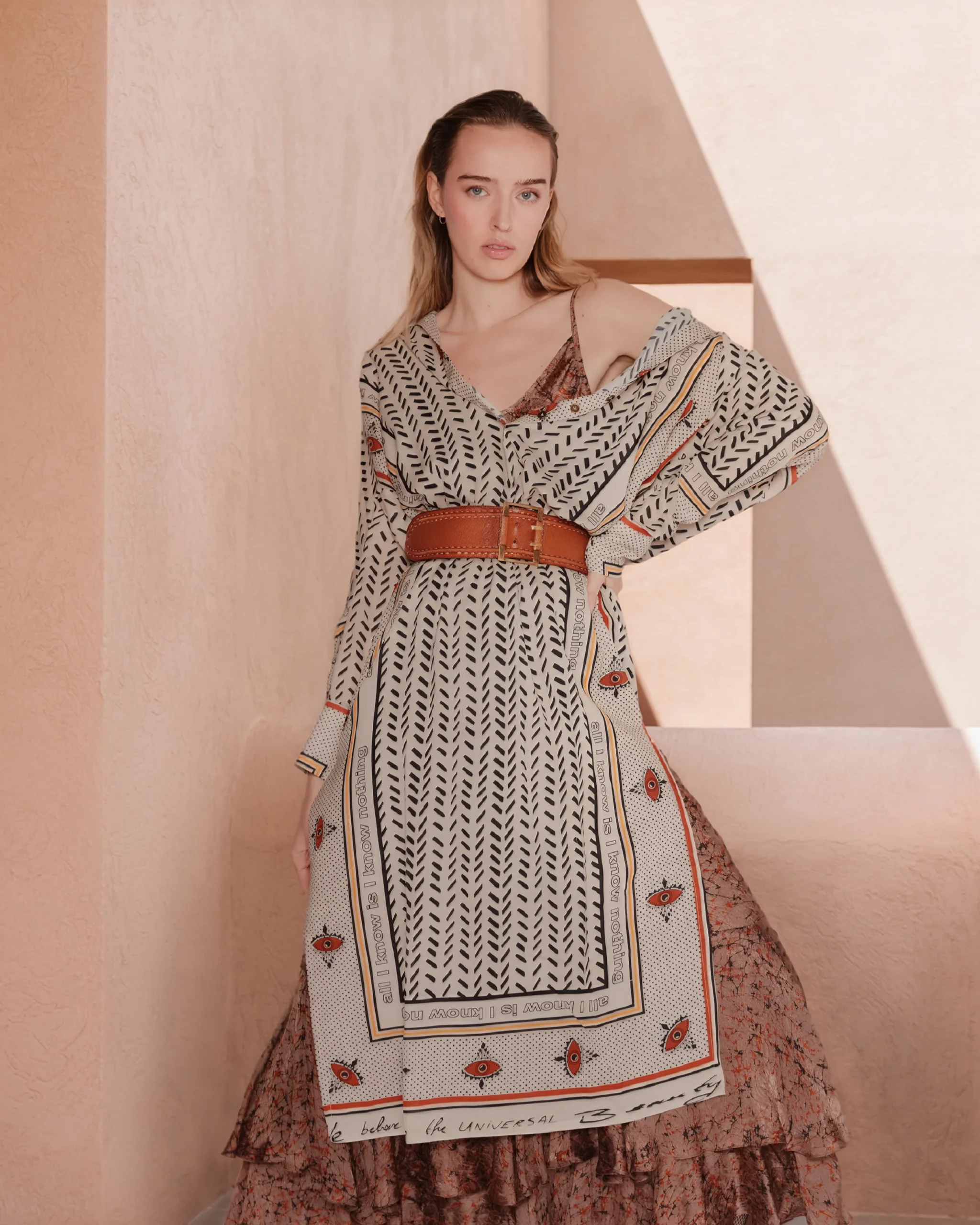 Robe Uvol - Marron – Image 2