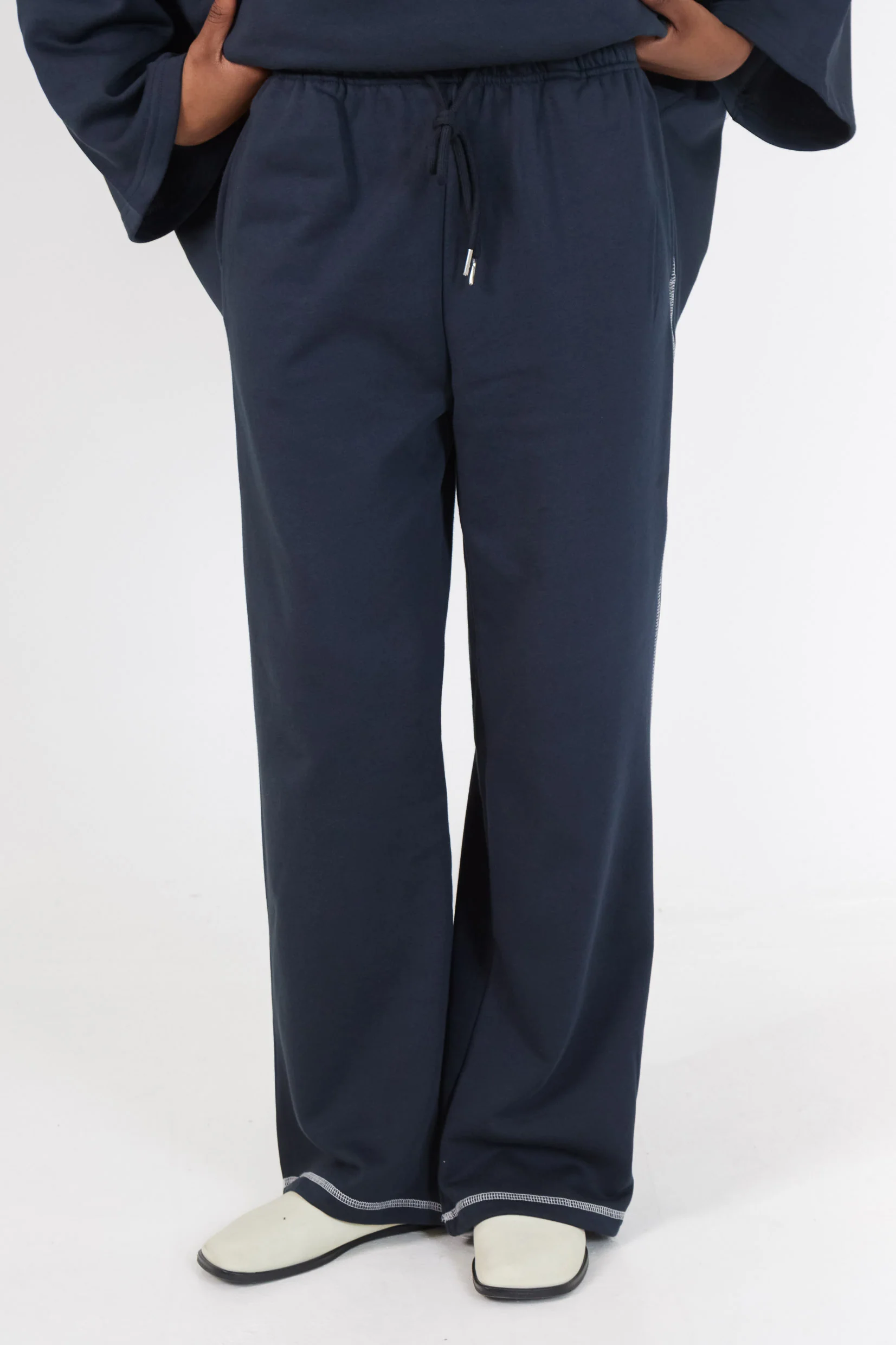 Le Pantalon Essential Marine – Image 4