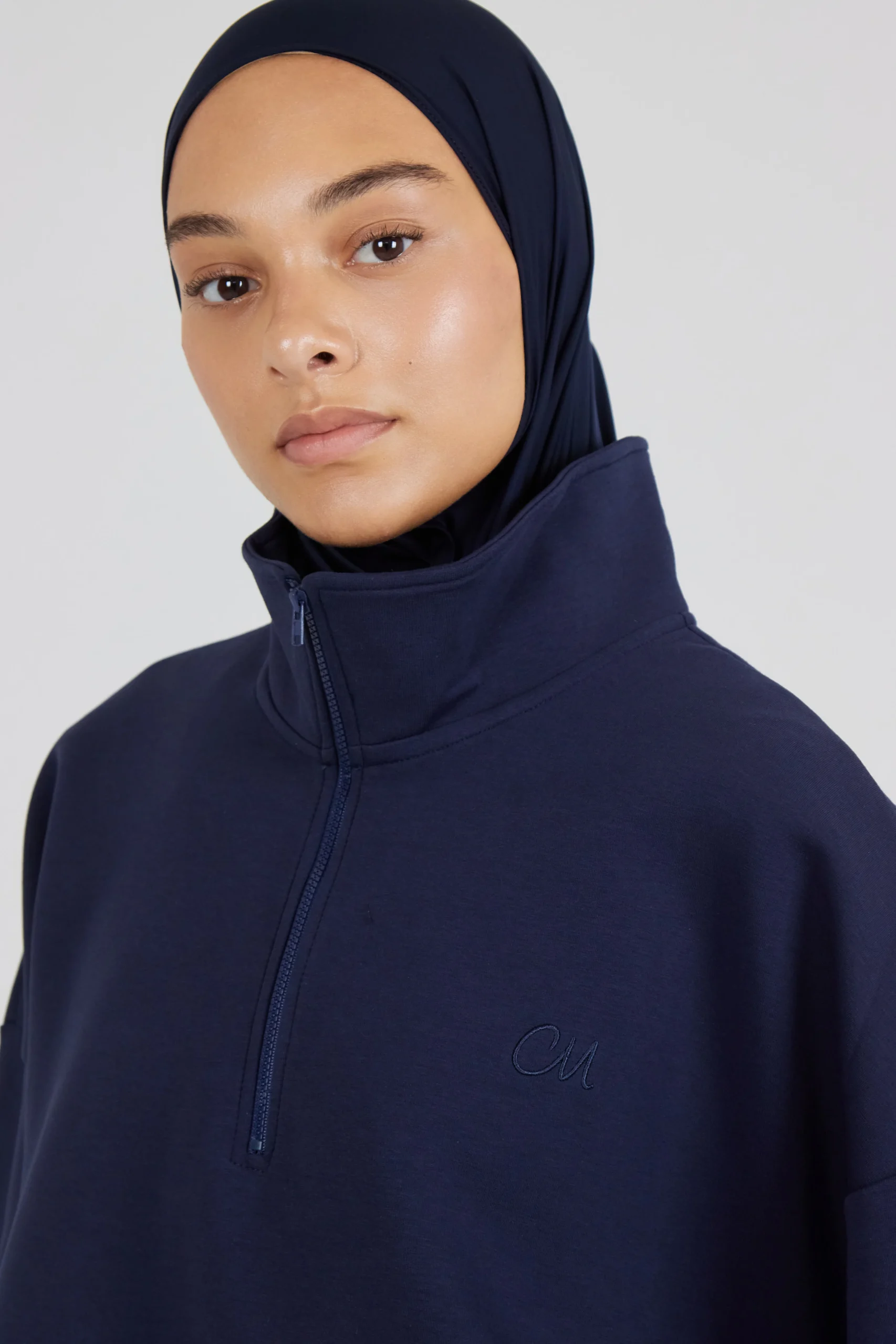 Le Sweat Zip Comfy Bleu nuit – Image 3