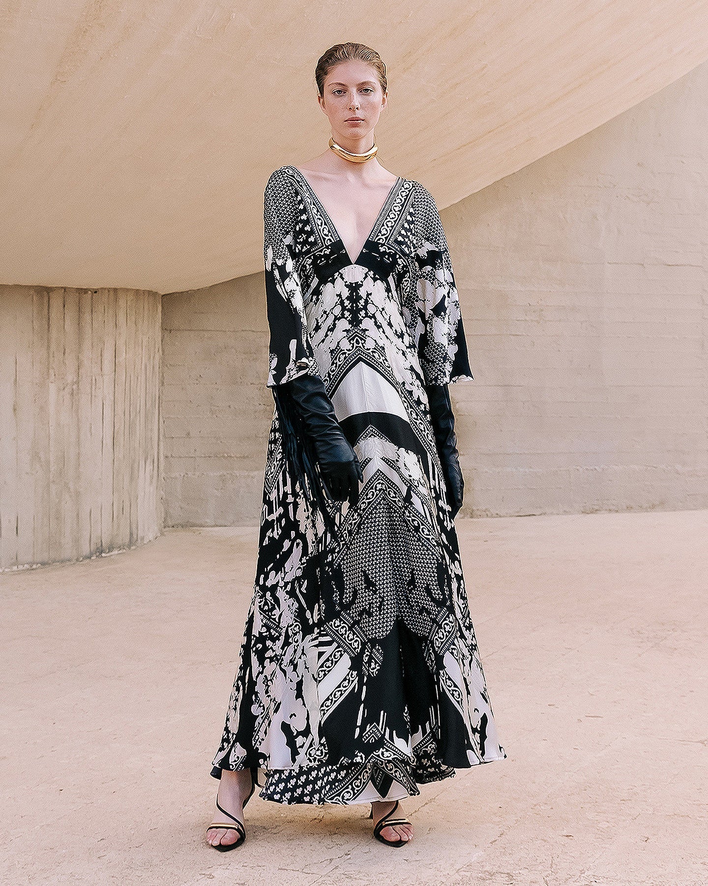Robe Wonda - Noir – Image 2