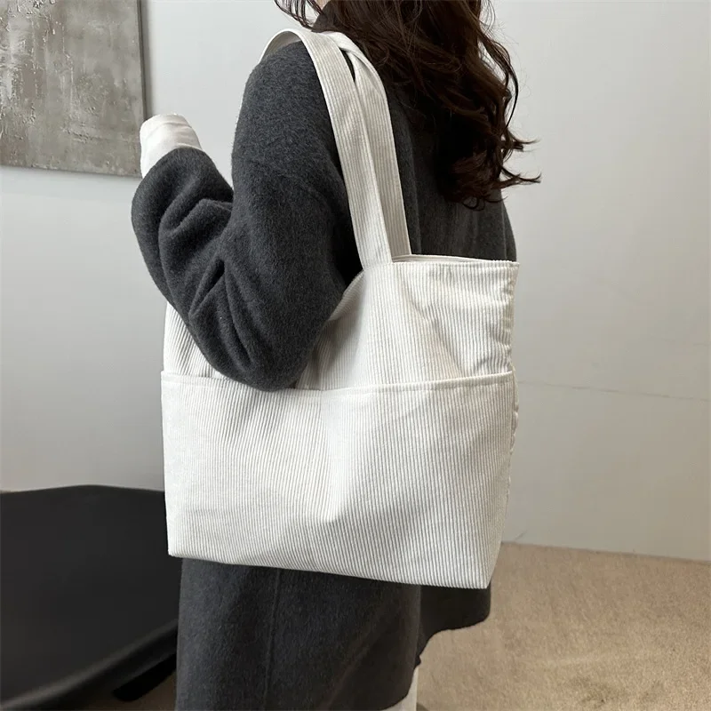 Sac en Velours - Isotta – Image 4