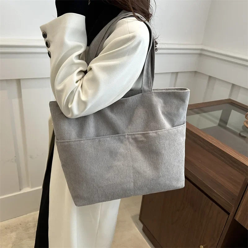 Sac en Velours - Isotta – Image 5